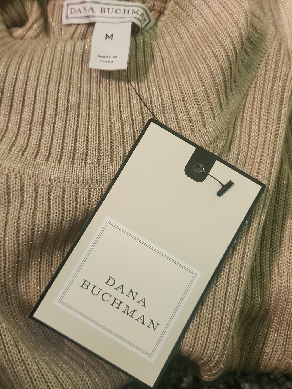 Metallic Thread Turtleneck Vest - Picture 6 of 9